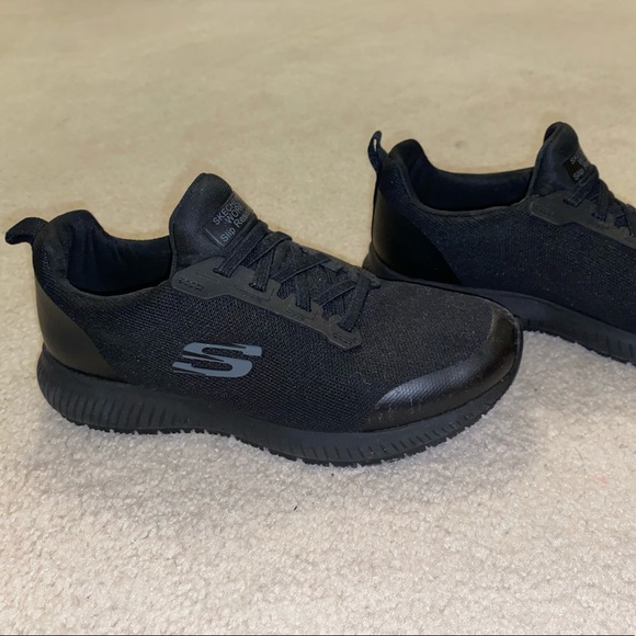 Sketcher’s Slip Resistant Work Shoe - Picture 2 of 5